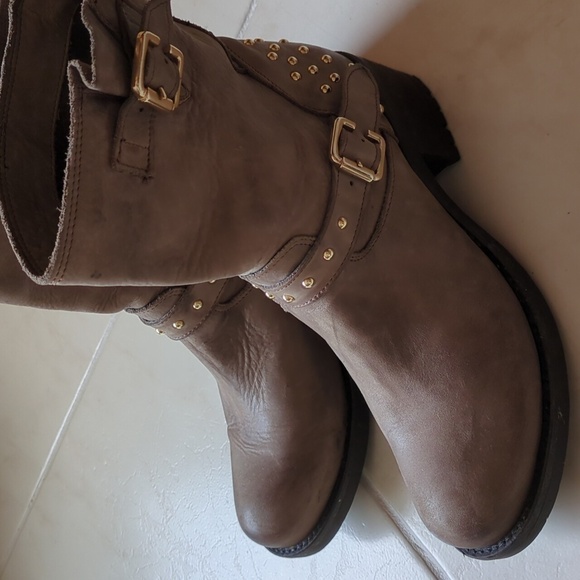 Joy Wendel Italian buttery soft leather Studded biker boots euro 40 US 9
